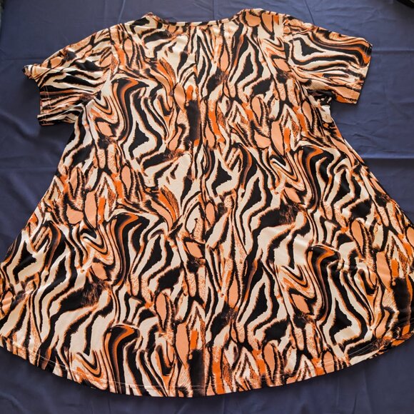 Monnuro Women's Long Shirt Stretch Knit Animal Print Plus Size 2x - Picture 3 of 5
